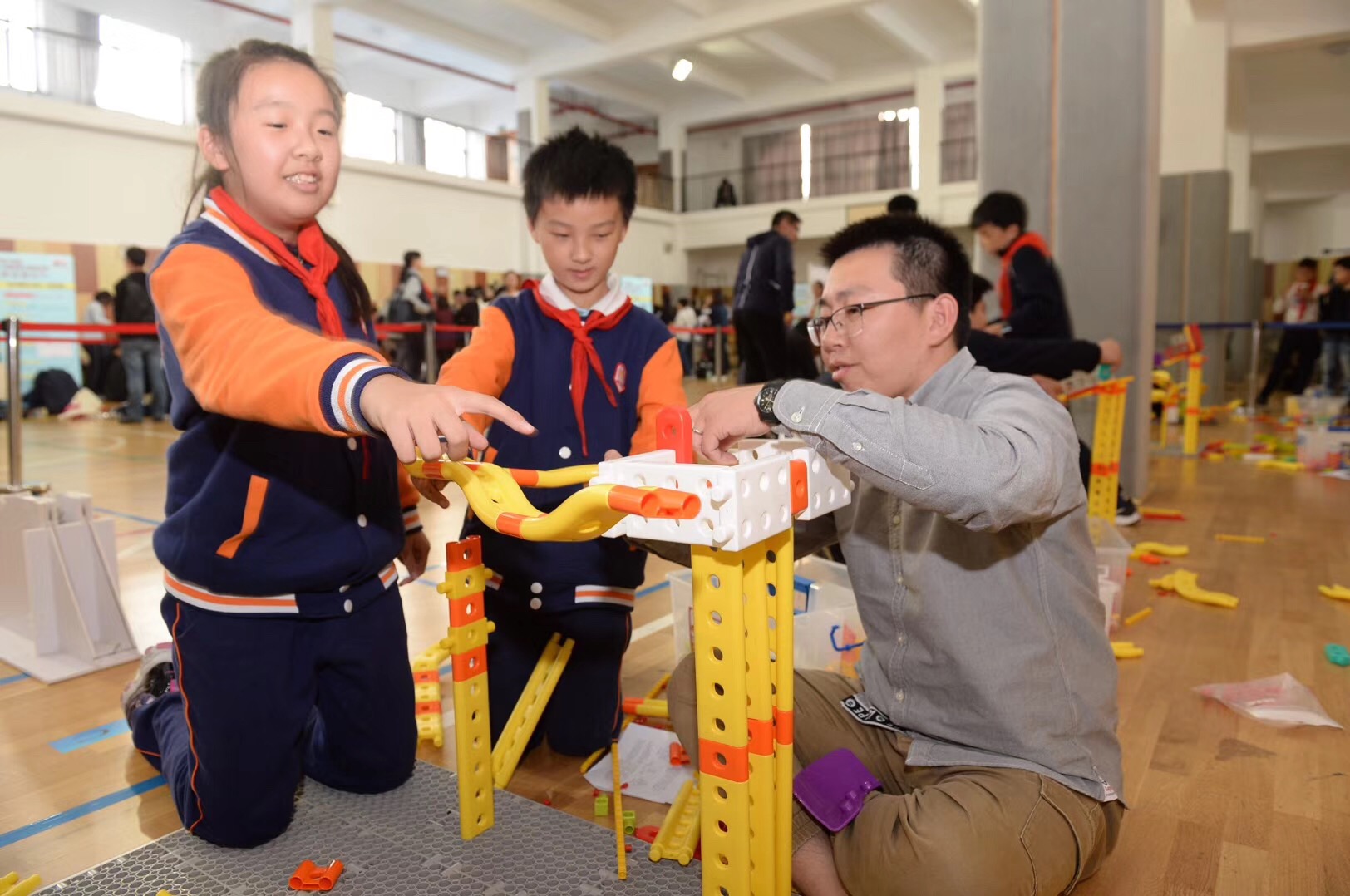 1072666105.jpg 1072666105.jpg