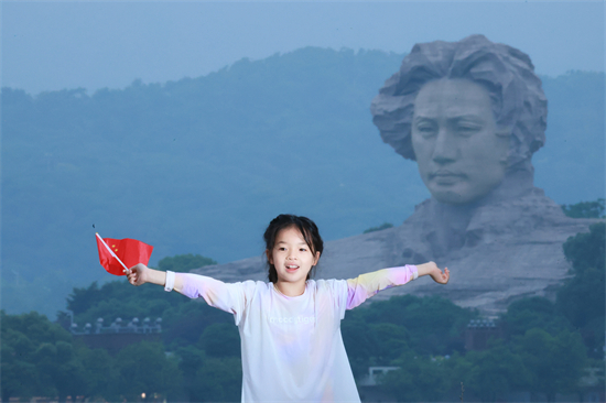 08 书法社团 徐乐颜.jpg 08 书法社团 徐乐颜.jpg